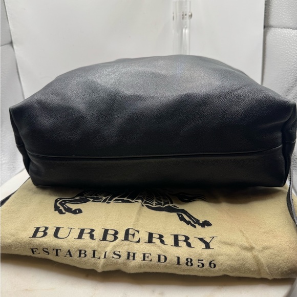 Burberry Authentic Elegant Black and Tan Clutch/Crossbody Bag RARE - Picture 5 of 7